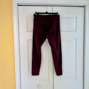 Zobha Burgundy High Waisted Cropped Compression Leggings Size Large
